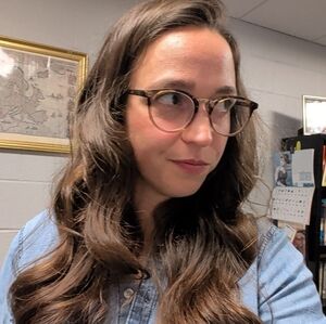 Meet your Posher, Corinne